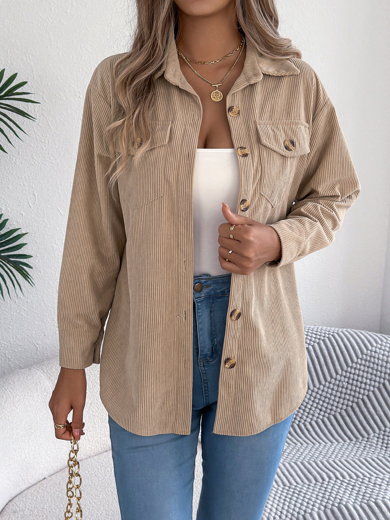 Fake pocket long sleeved corduroy mid length jacket